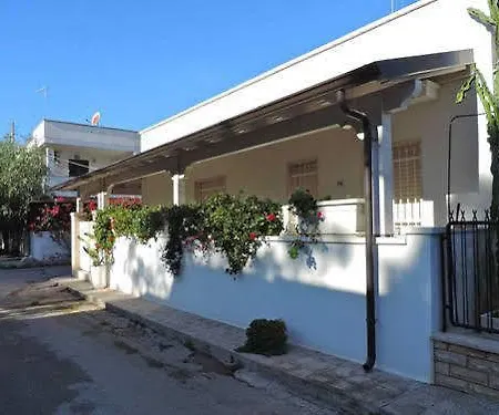 Holiday home Maison Riviere Specchiolla